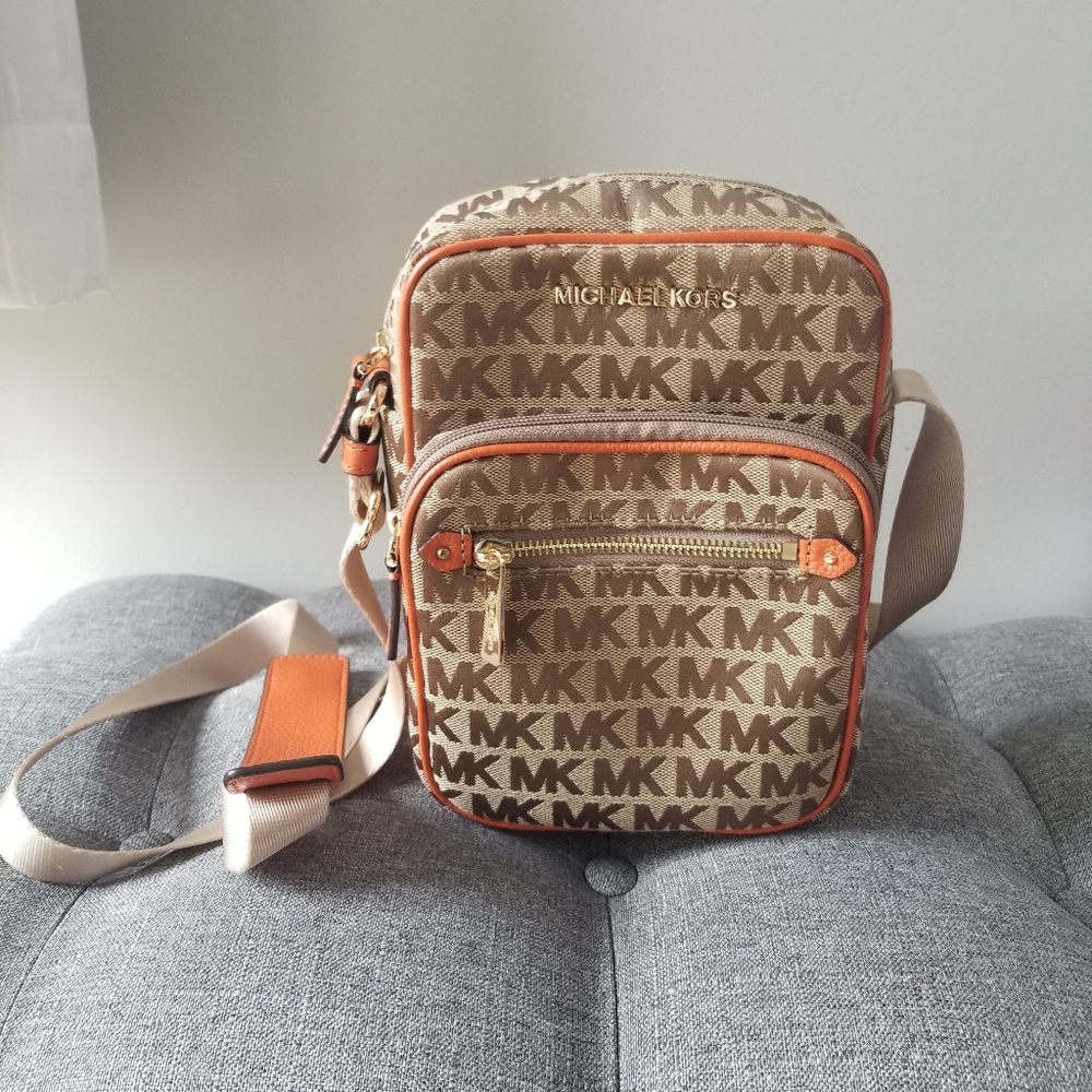 Authentic Michael Kors purse